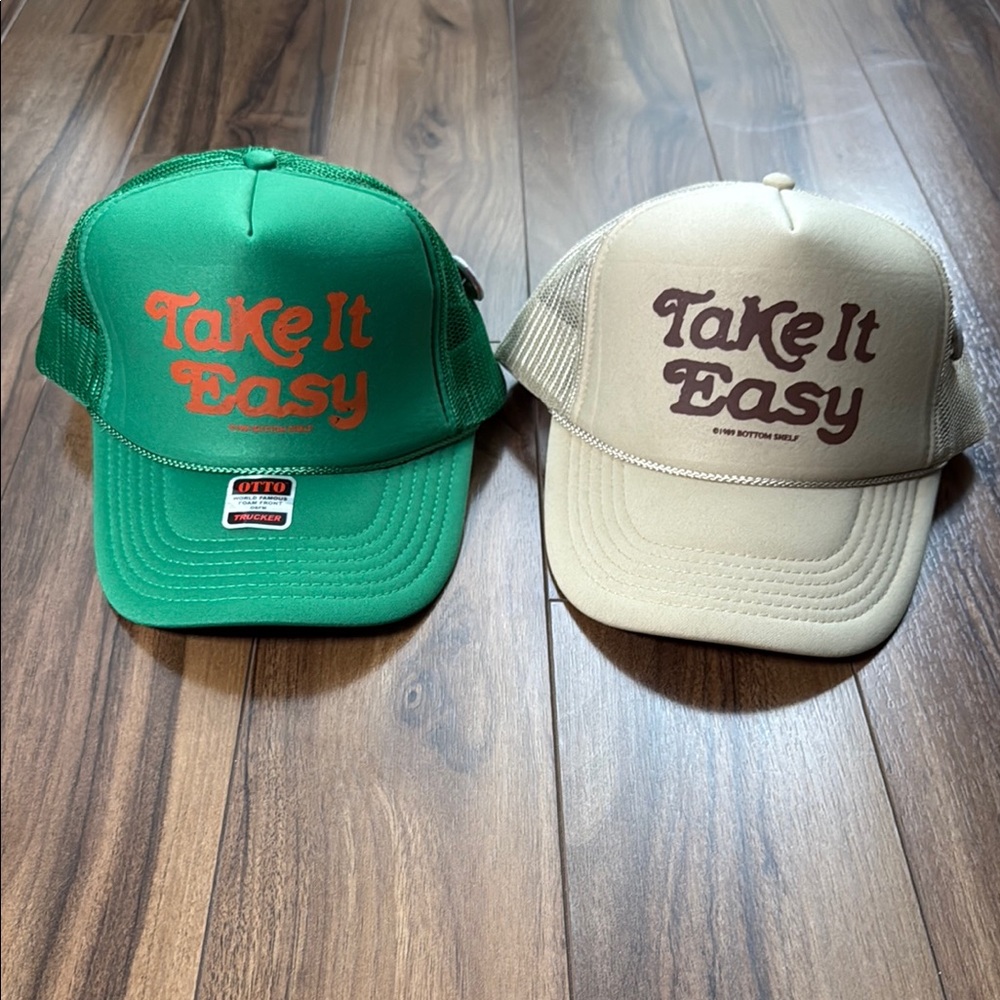 OTTO Kids 'Take It Easy' Trucker Hats - Green and Cream